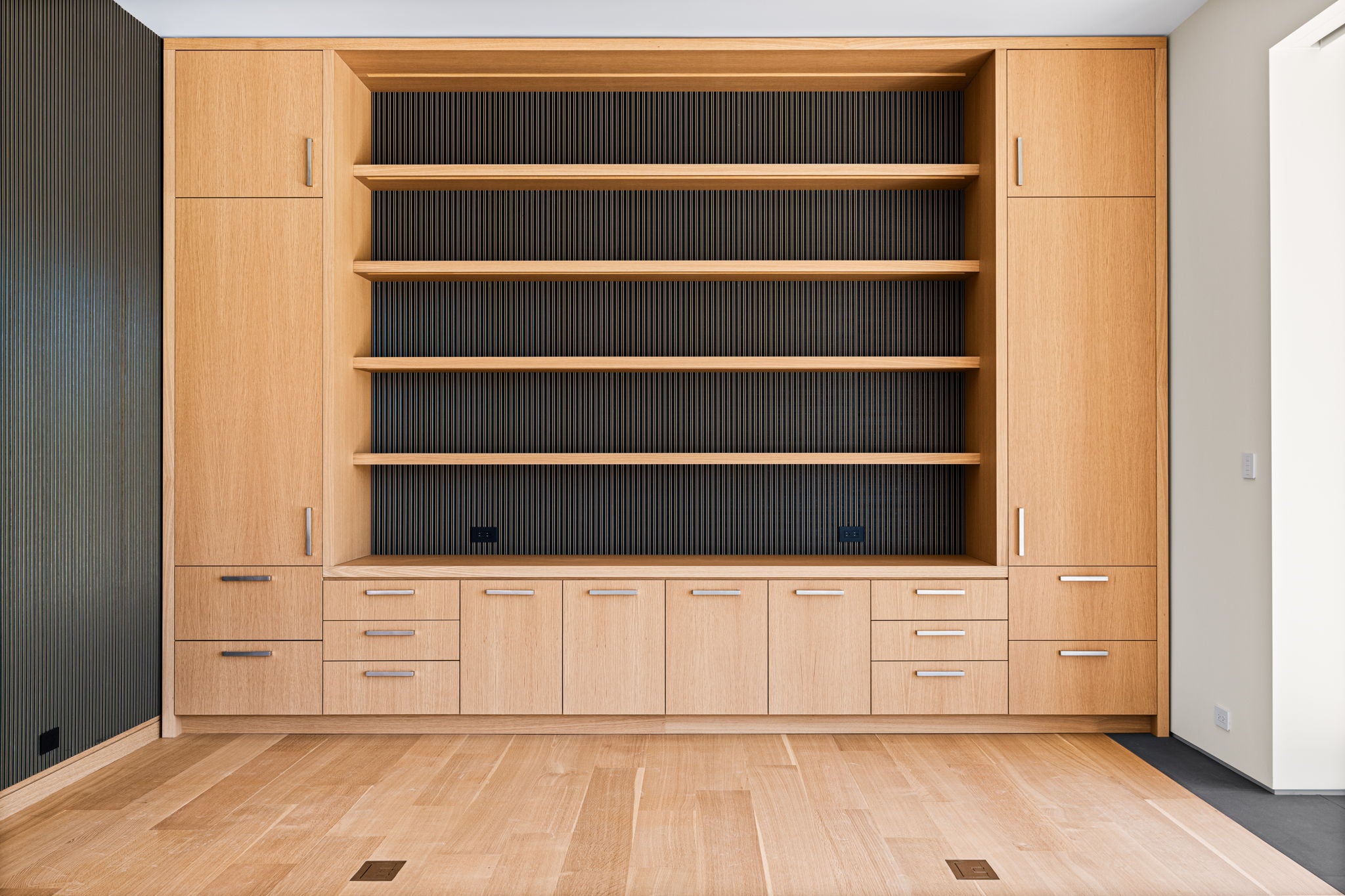 Custom_Oak_Office_Storage.jpg
